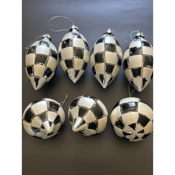 Christmas Ornaments Black White Hand Painted Glass Checkered Large Set Of 7 - Picture 1 of 4